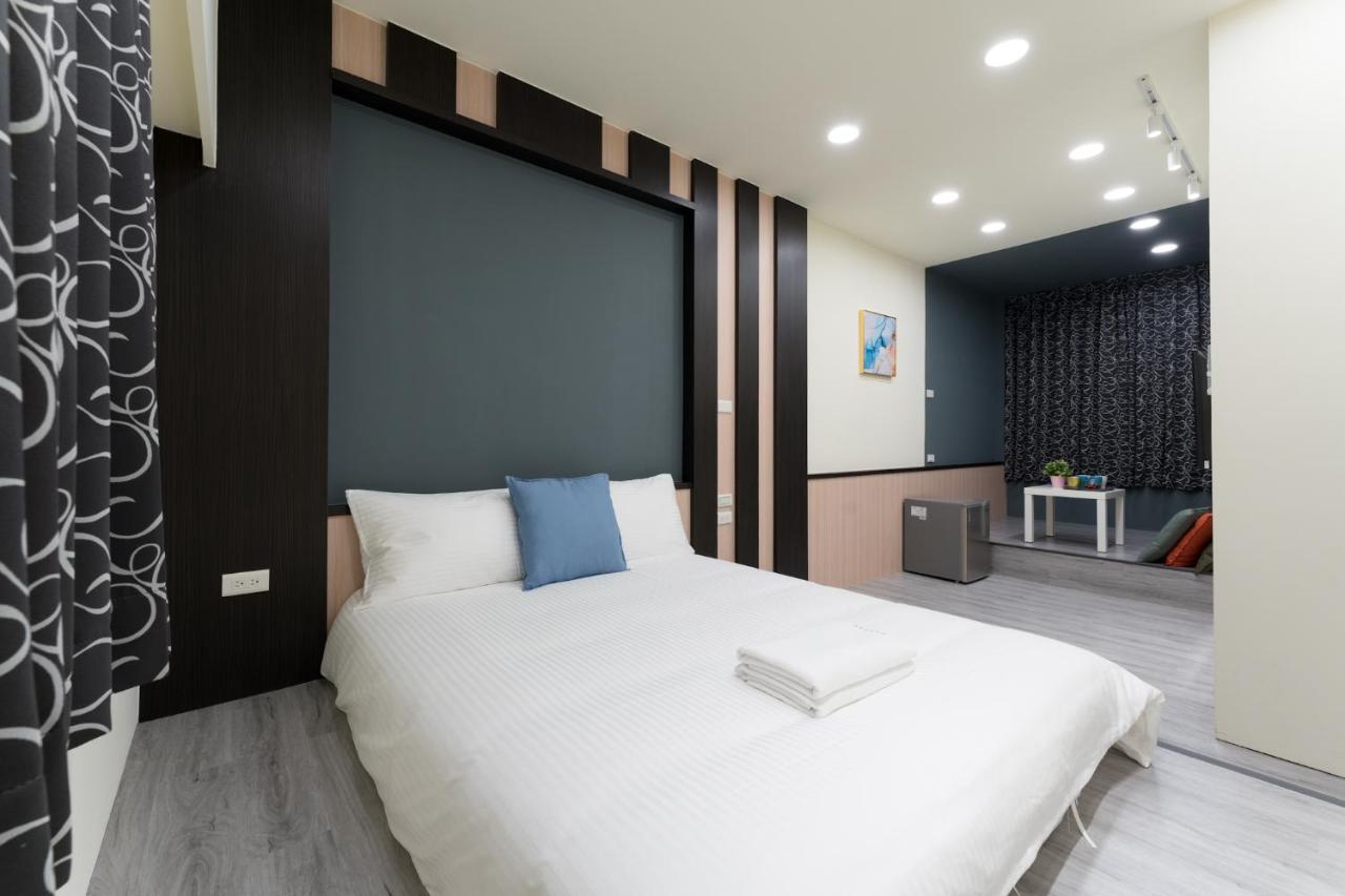 Reise Guesthouse 喜遊旅宿 ゲストハウス 旅マニア ไถหนาน ภายนอก รูปภาพ