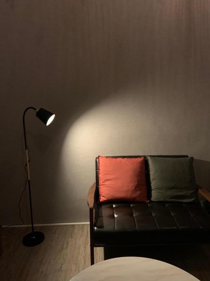 Reise Guesthouse 喜遊旅宿 ゲストハウス 旅マニア ไถหนาน ภายนอก รูปภาพ