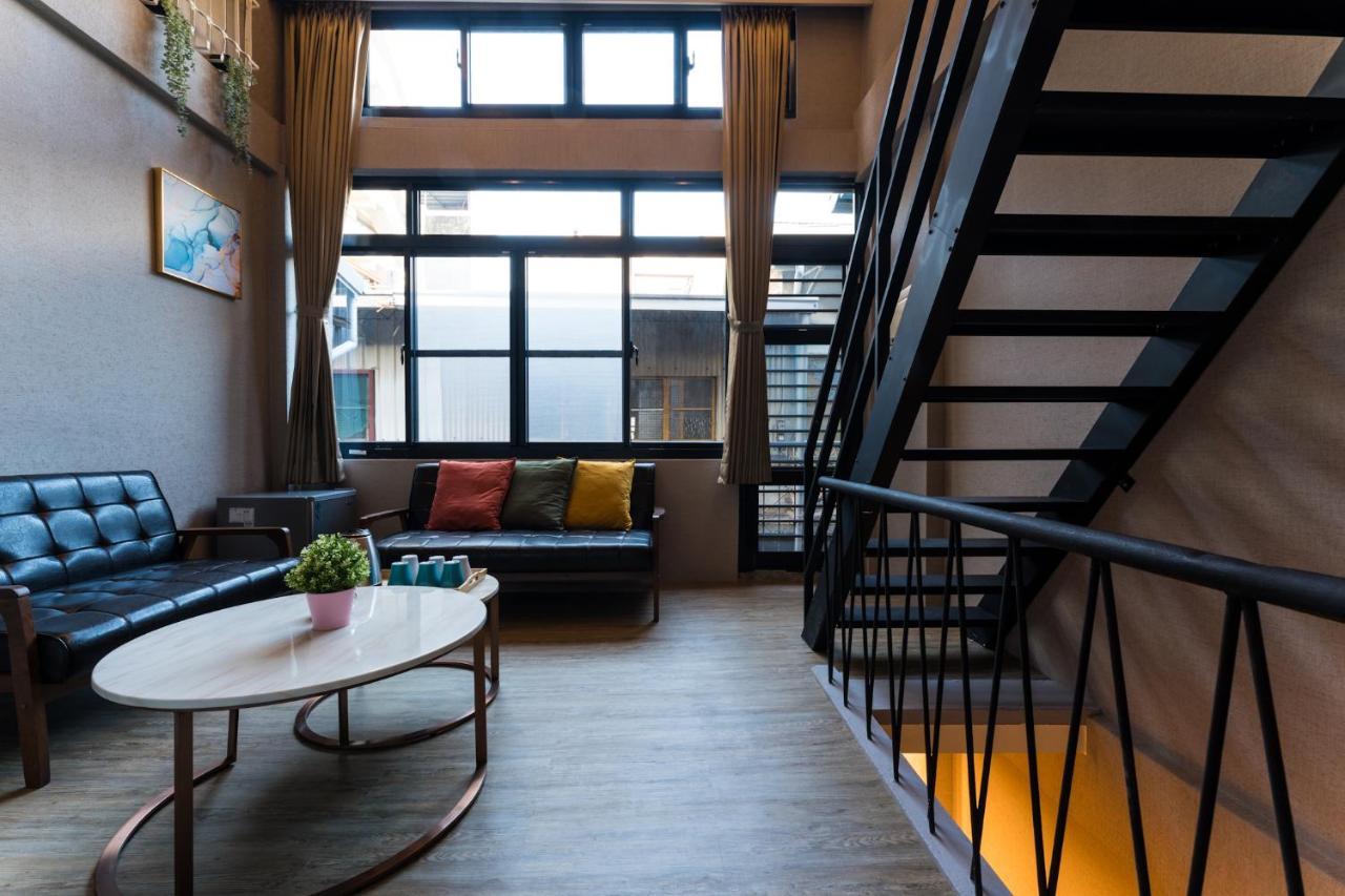 Reise Guesthouse 喜遊旅宿 ゲストハウス 旅マニア ไถหนาน ภายนอก รูปภาพ